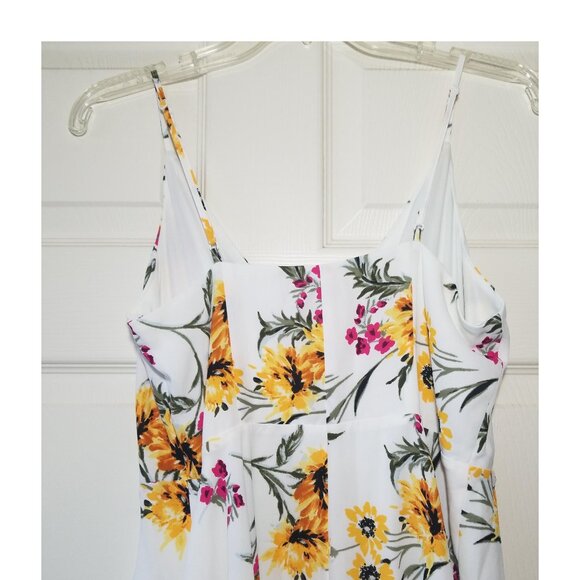 Express Floral sweetheart strapless fit and flare white dress - Picture 6 of 6